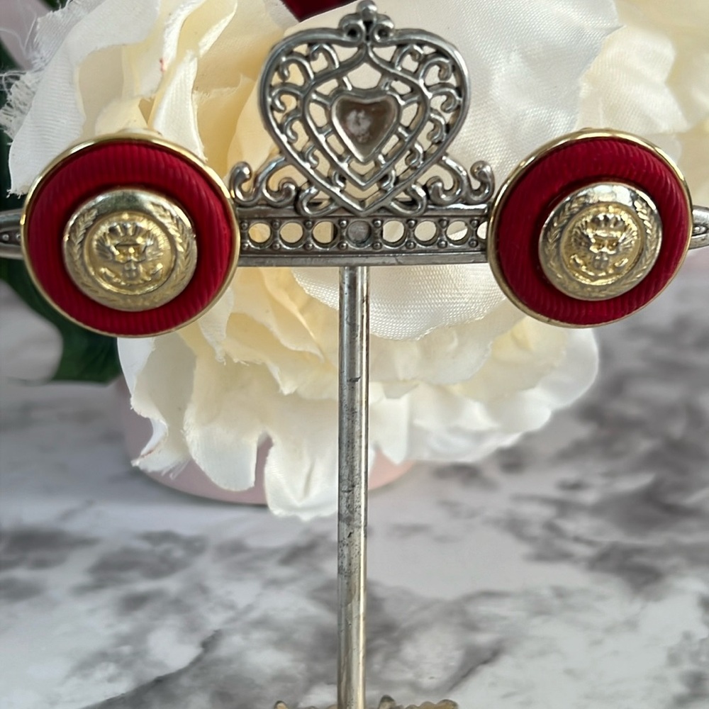 Ellen Designs red gold round clip On earrings